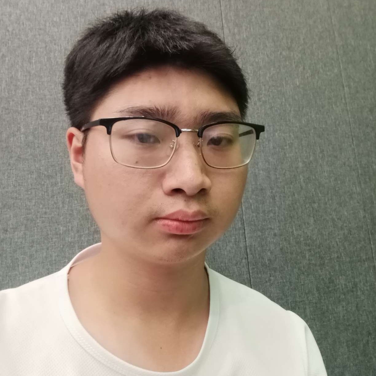 发卡改变悲凉的照片