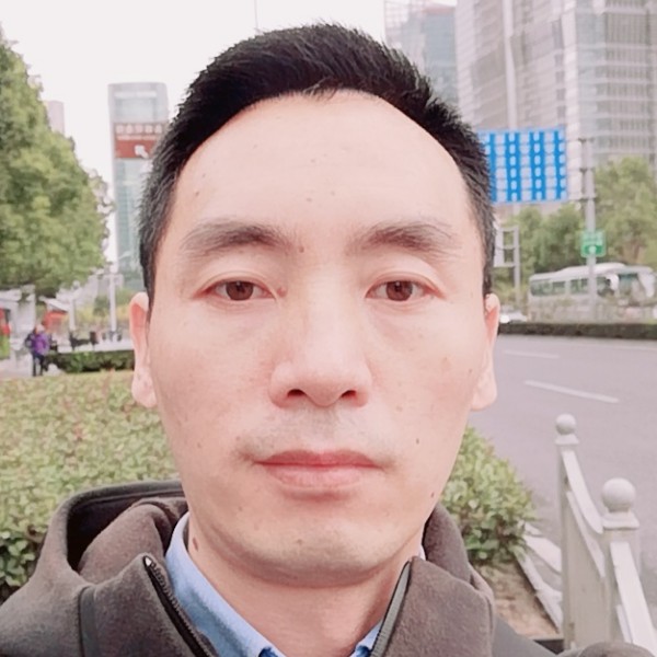 携手潜行的照片