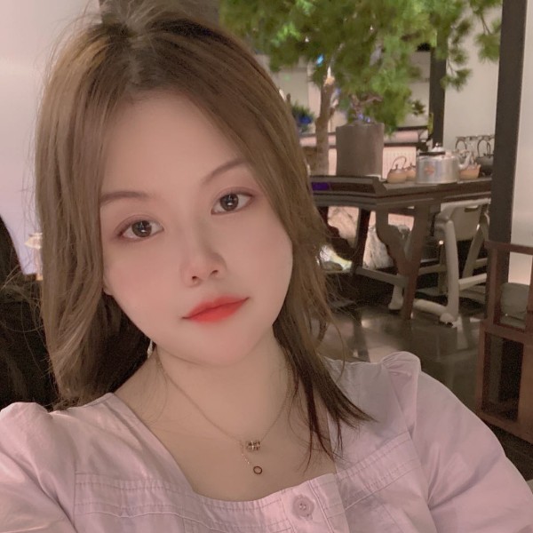 迷离的猫咪的照片