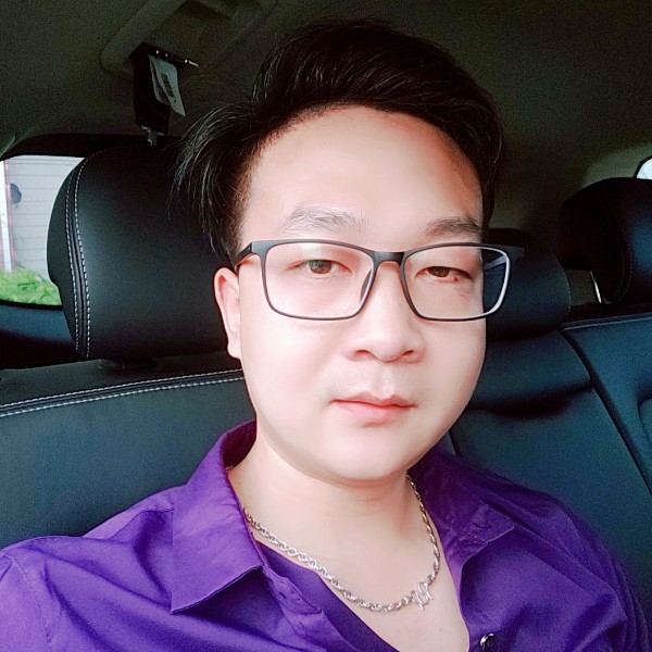 萧良的照片