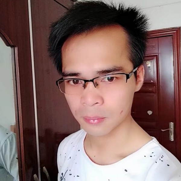 南宁爱在何方的照片