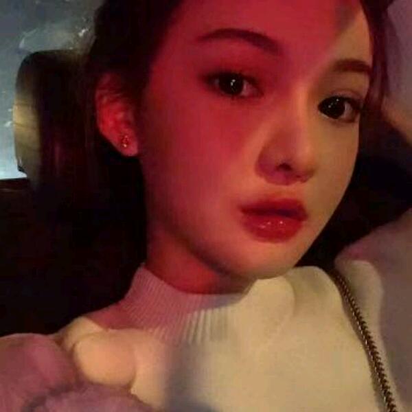 辛勤睫毛的照片