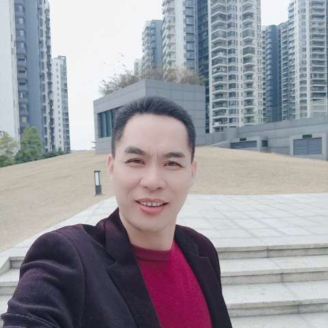 甜美請电灯胆的照片