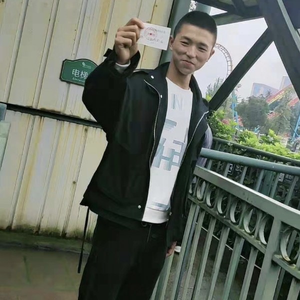 确认是杨sir的照片