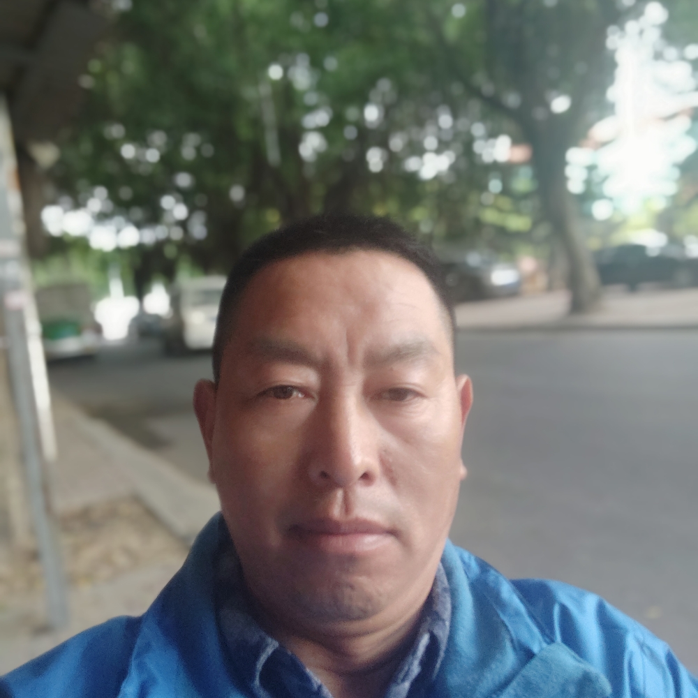 义气泪了红酒的照片