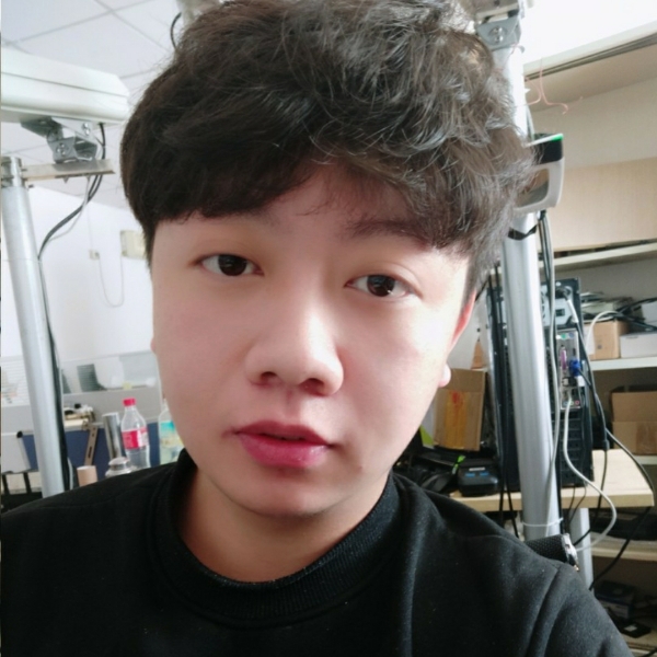 隔壁刘教授的照片