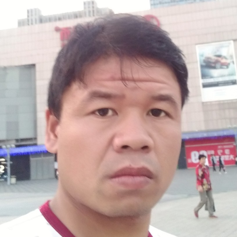 张振国的照片