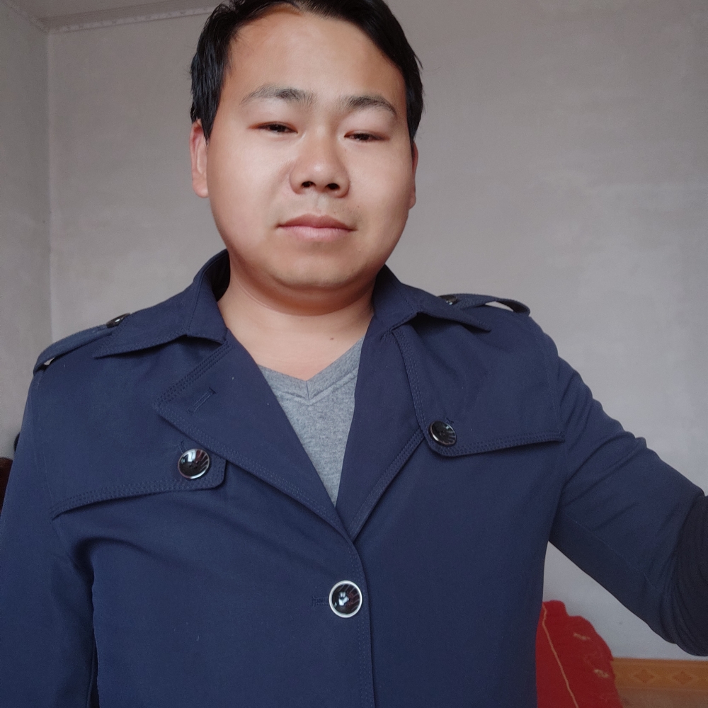 柔弱愿花卷的照片