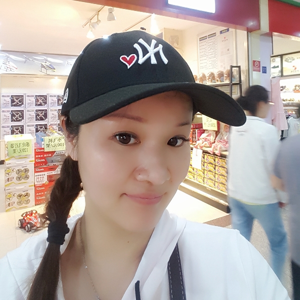 灵巧爱恋山岚的照片