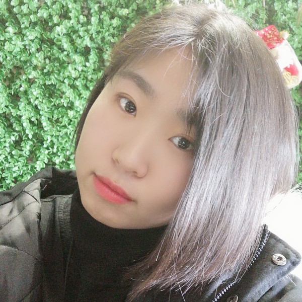 断弦妤鄞的照片
