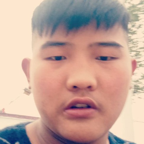 李天赐的照片