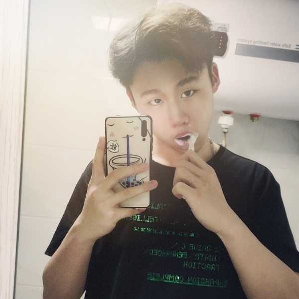 悬歌的照片