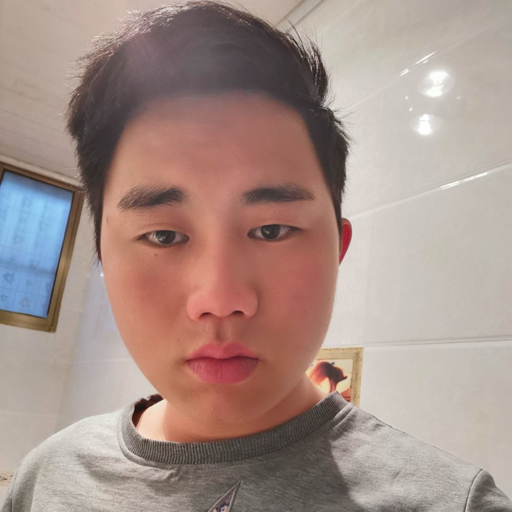 颜林的照片