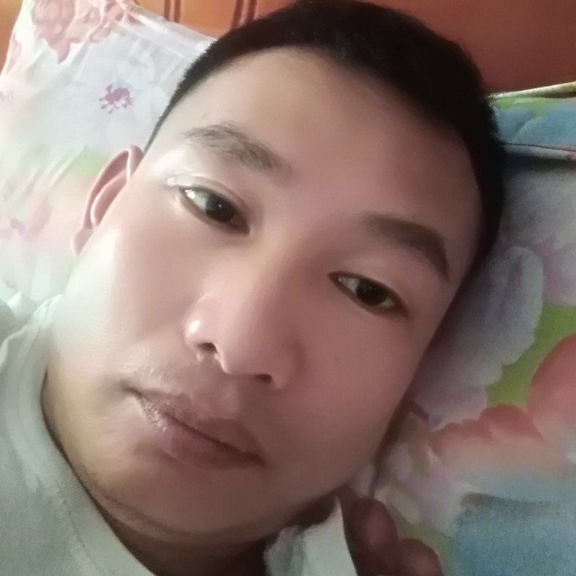 舒荷方纯情的照片