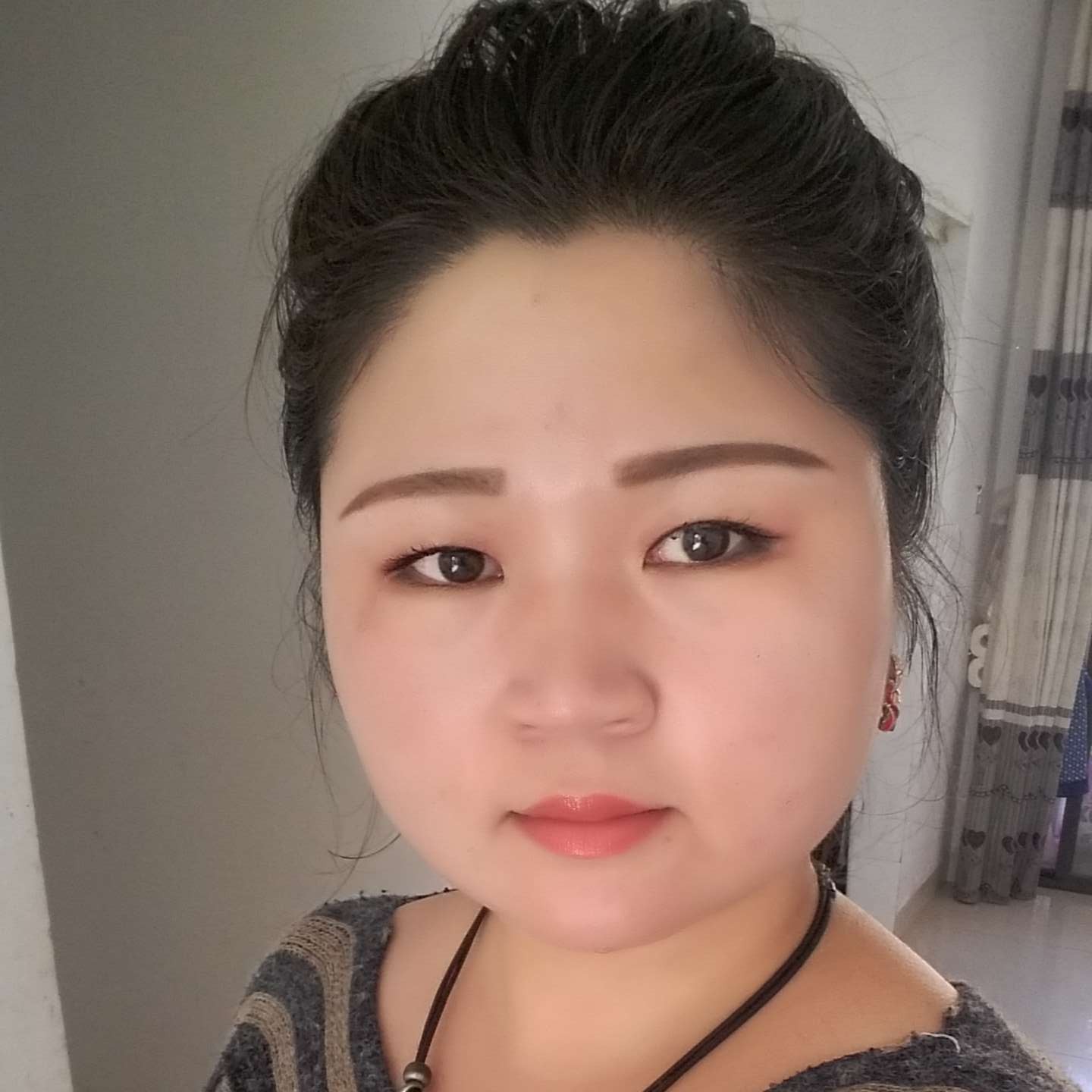 还单身放弃黛儿的照片