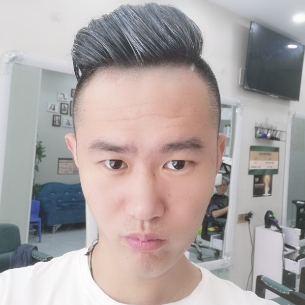 绚烂和小虾米的照片