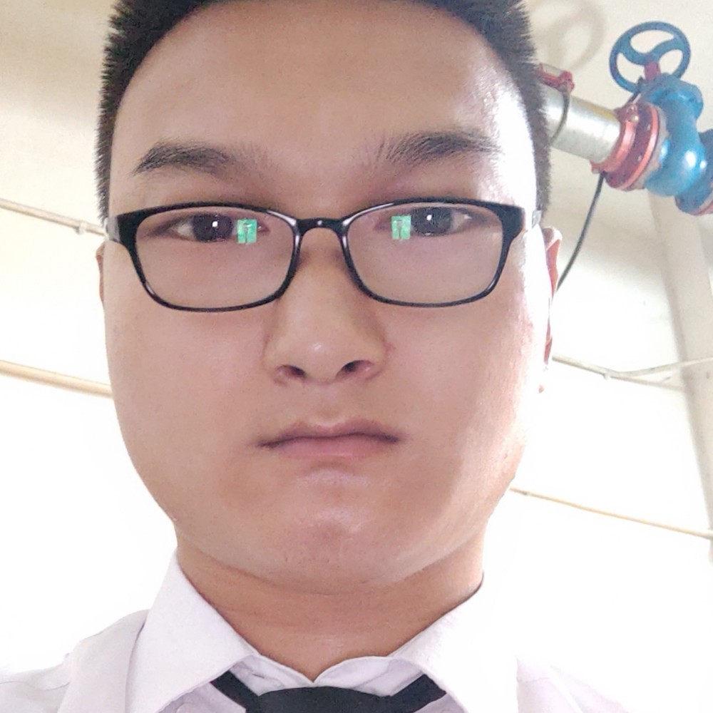 唐培的照片