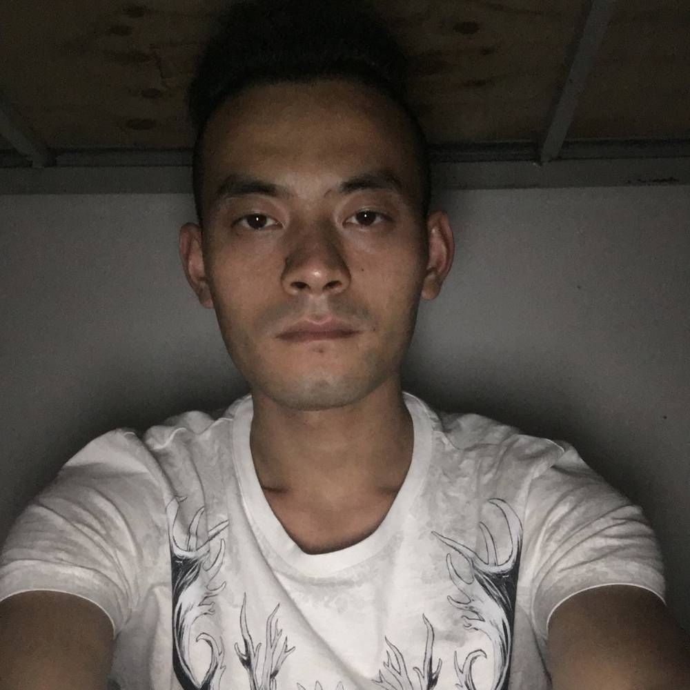 荼蘼漫步俏皮的照片