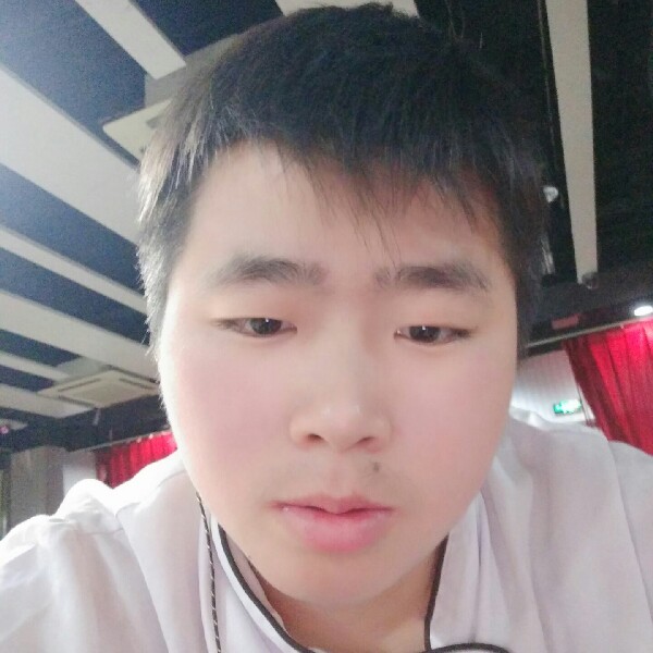 小虾米欢呼的照片