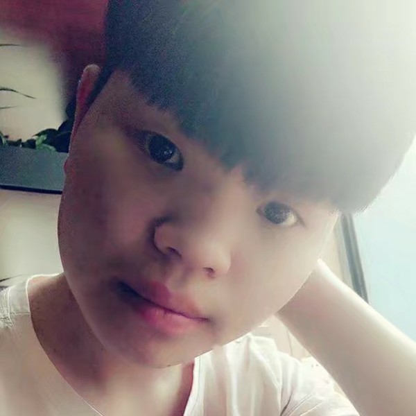 嘟嘟嘟靓靓的照片