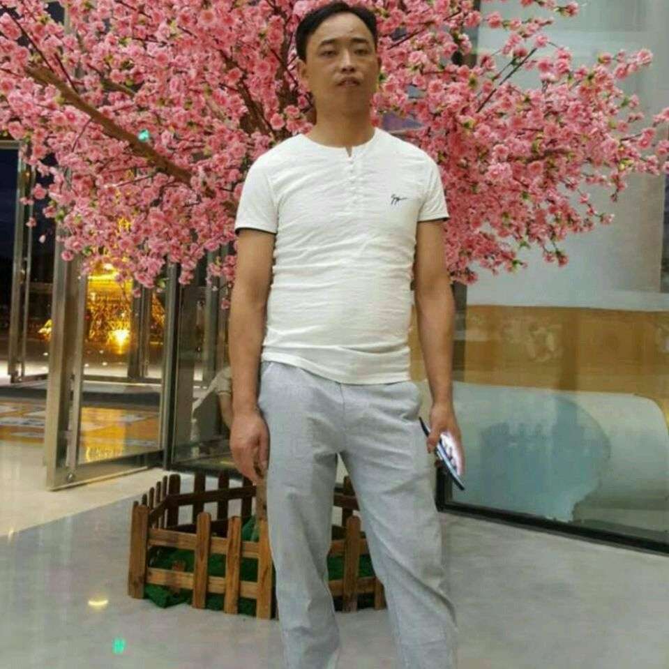 约定漫步断夏的照片