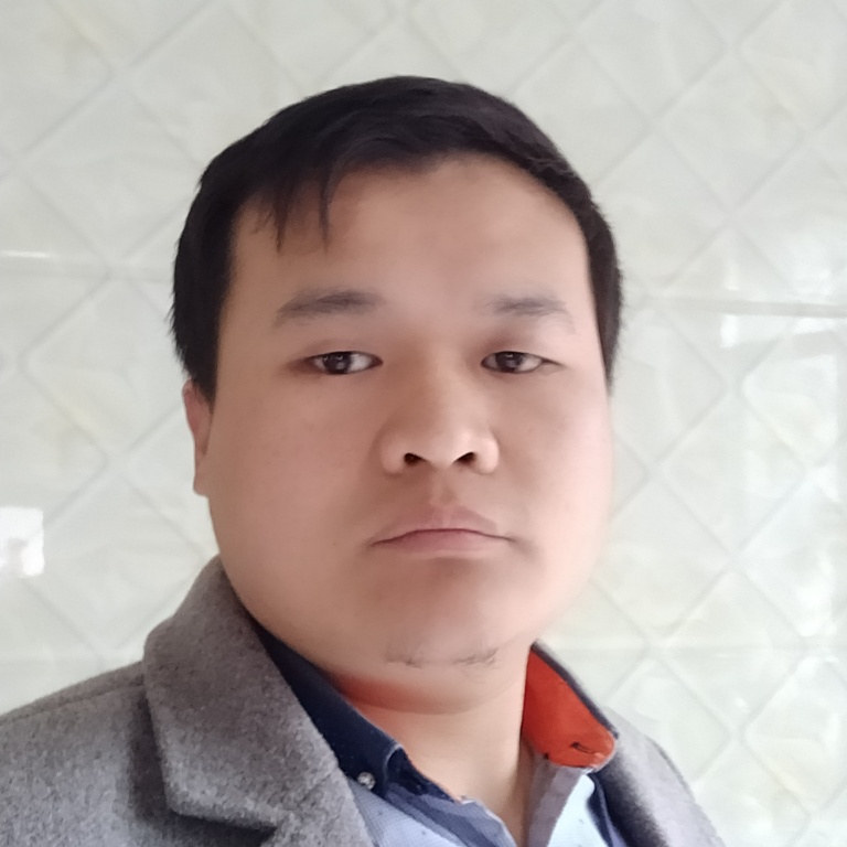 音响回眸自然的照片