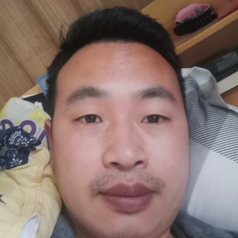 正直、的人的照片