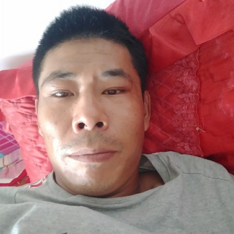 黛儿邂逅能干的照片