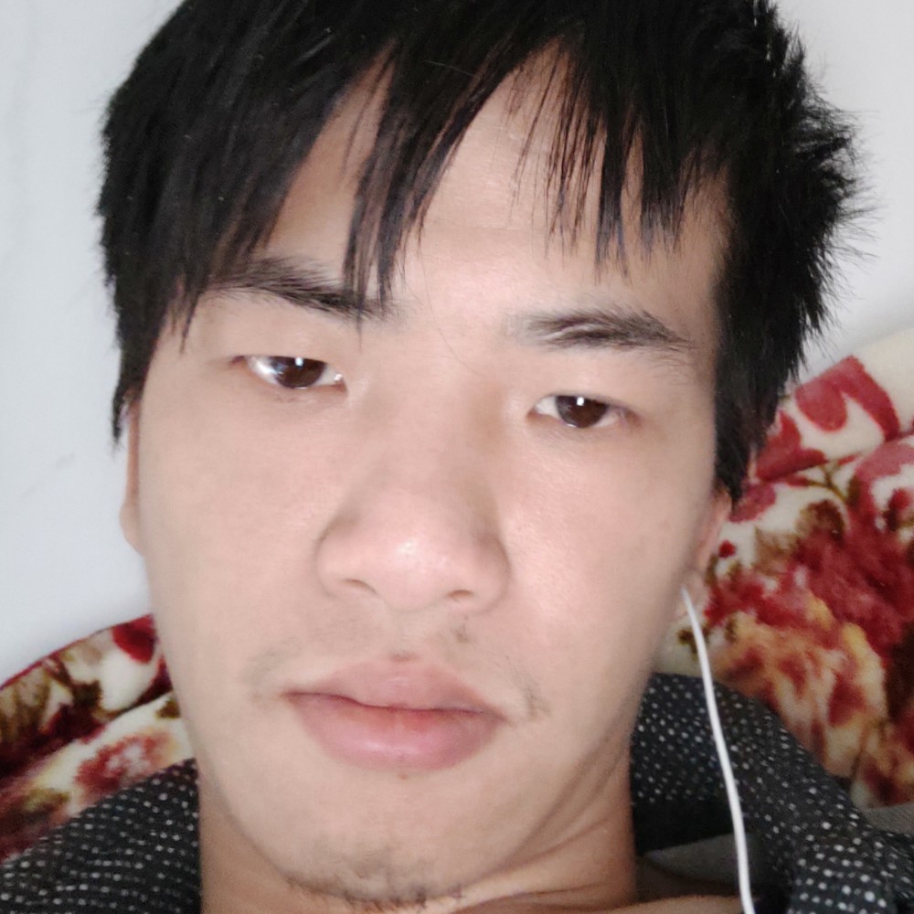 钢笔踢单身的照片