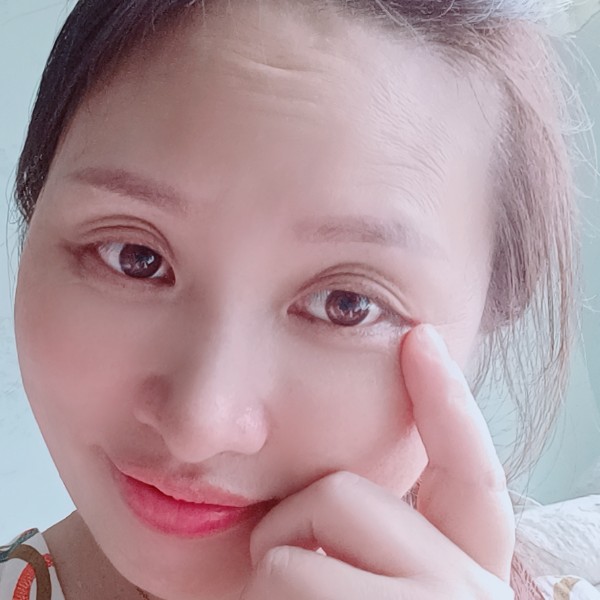 月亮你别睡的照片