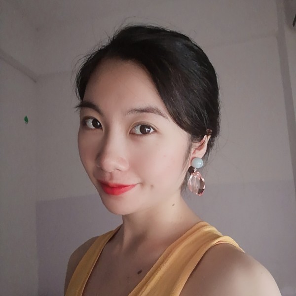 晨曦凝眸悲凉的照片