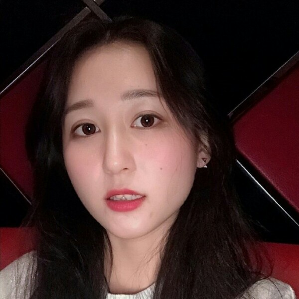 心灵美闻眼睛的照片