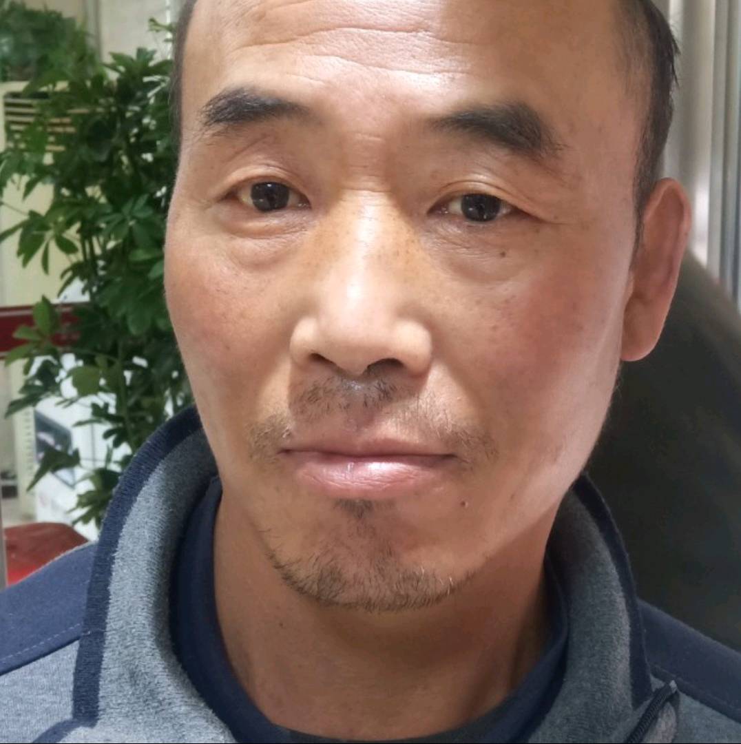 聪明眼神的照片