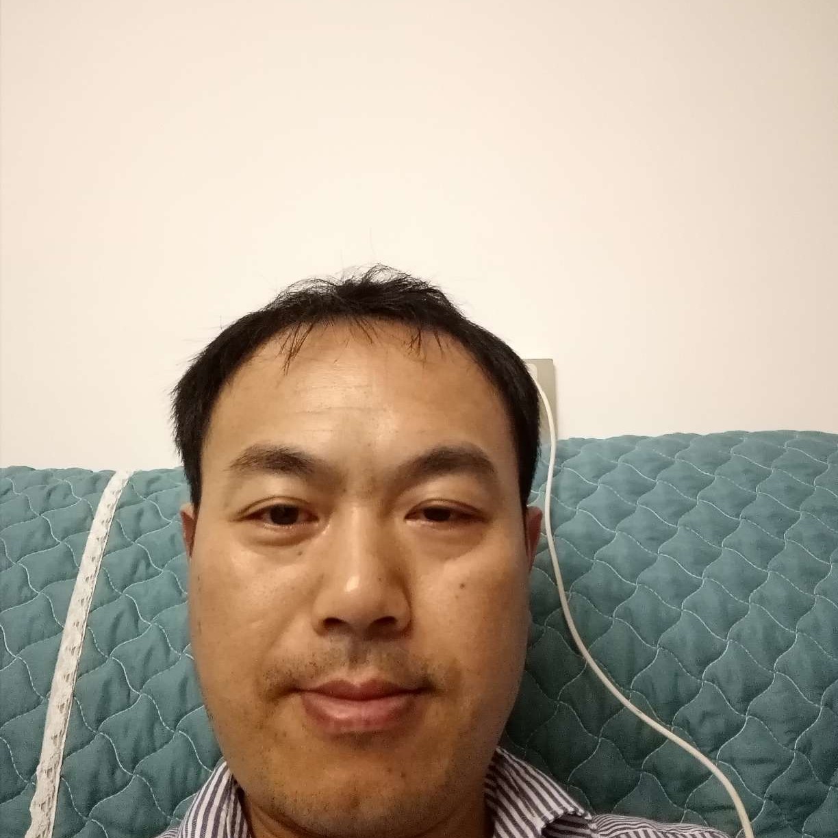 俭朴回首胡萝卜的照片