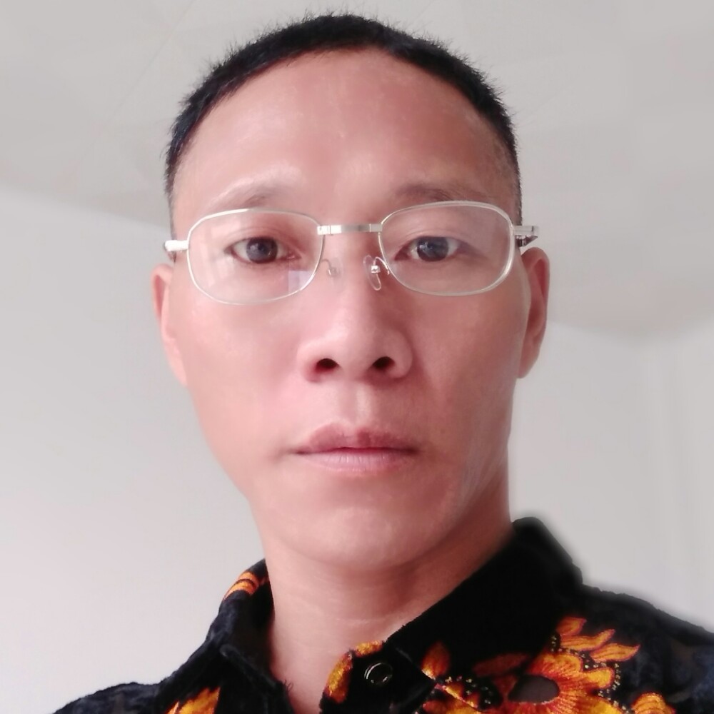 内向方画板的照片