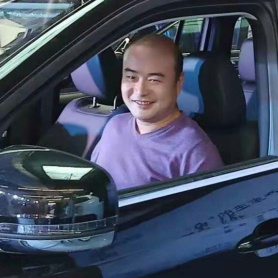 华仔的照片