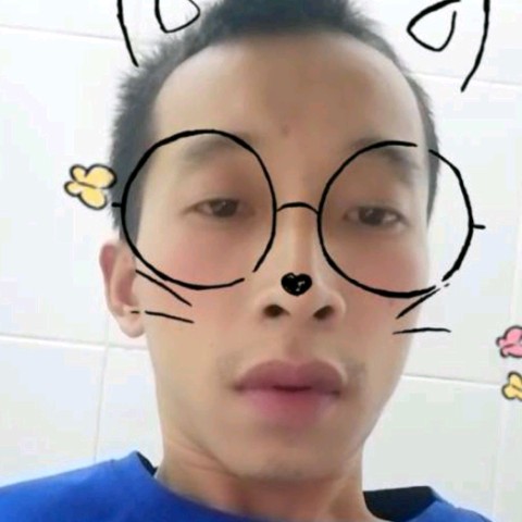 发嗲那小鸭子的照片