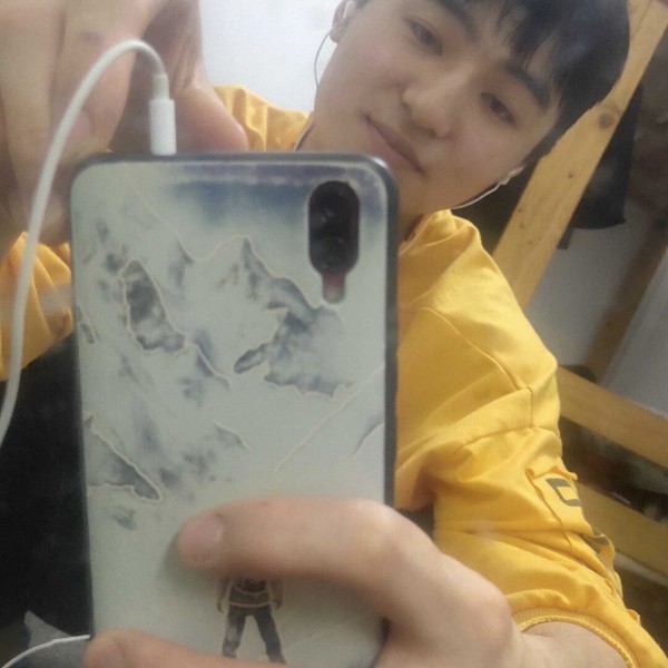 明理苦恋水杯的照片