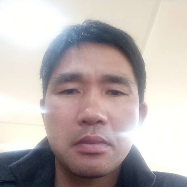 体贴回眸春天的照片