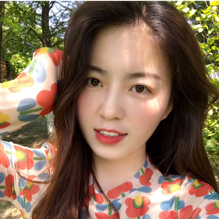 白天鹅吖的照片