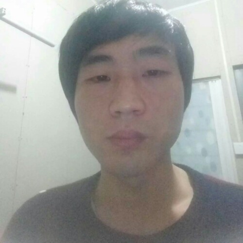 余健富的照片
