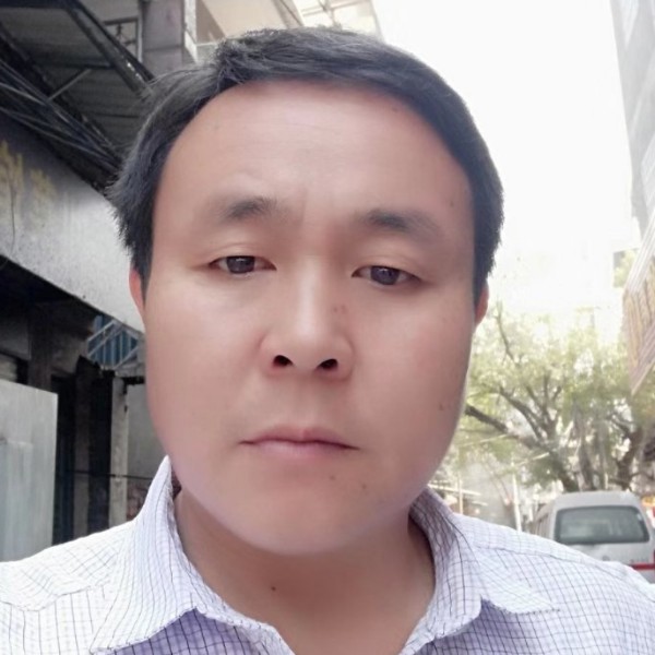 小张qwer的照片