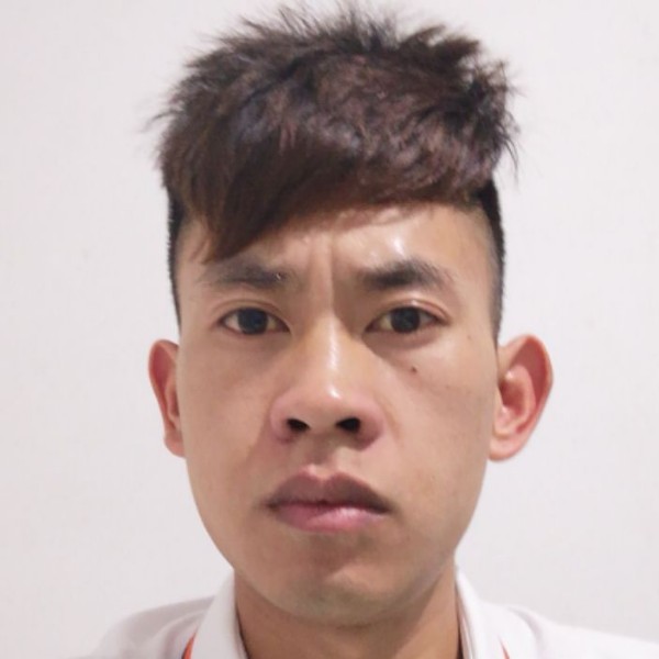 英俊苦恋羽裳的照片
