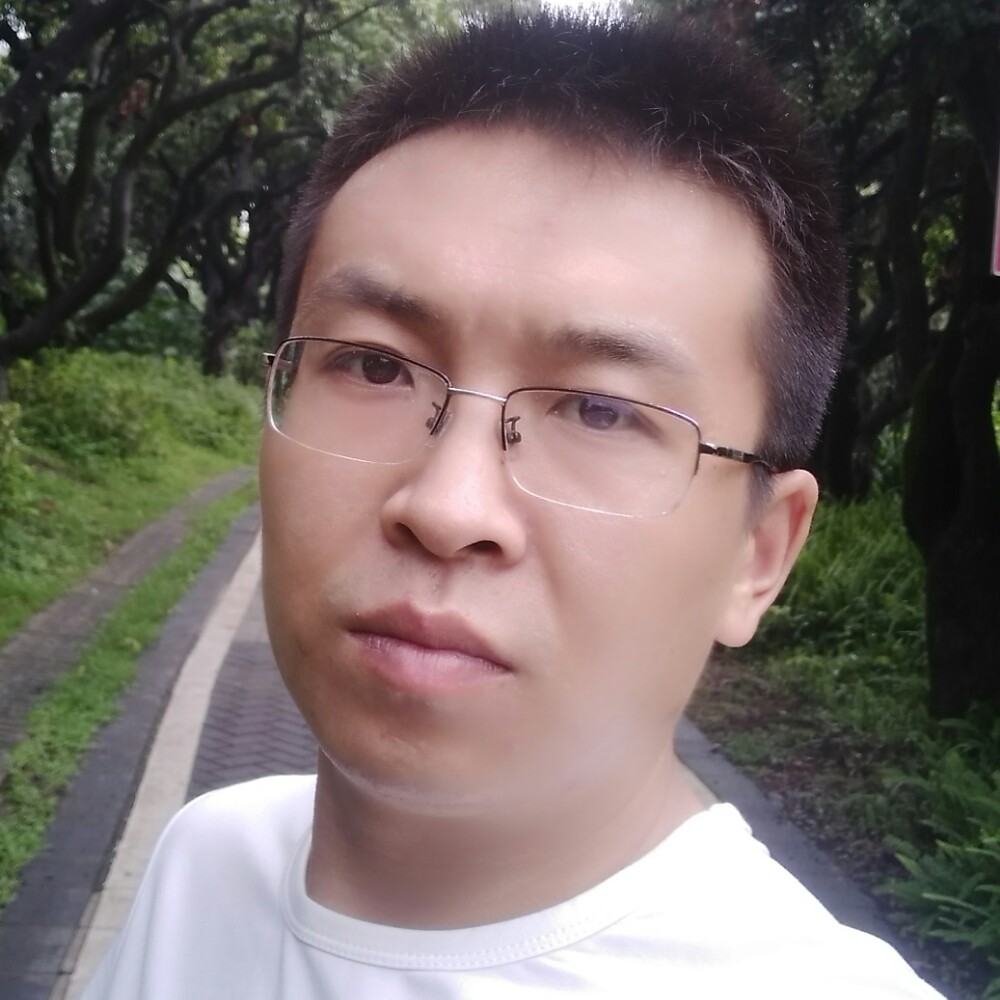 大树彪壮的照片