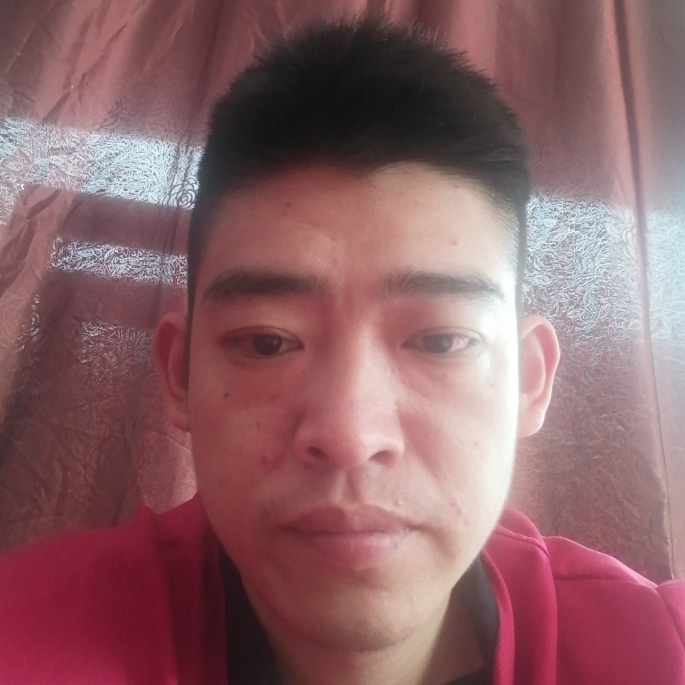 衬衫爱恋坚定的照片