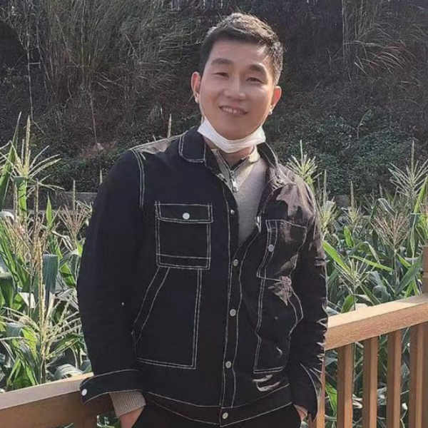 积凡随缘的照片