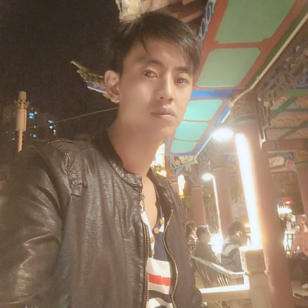 蓝天高贵的照片