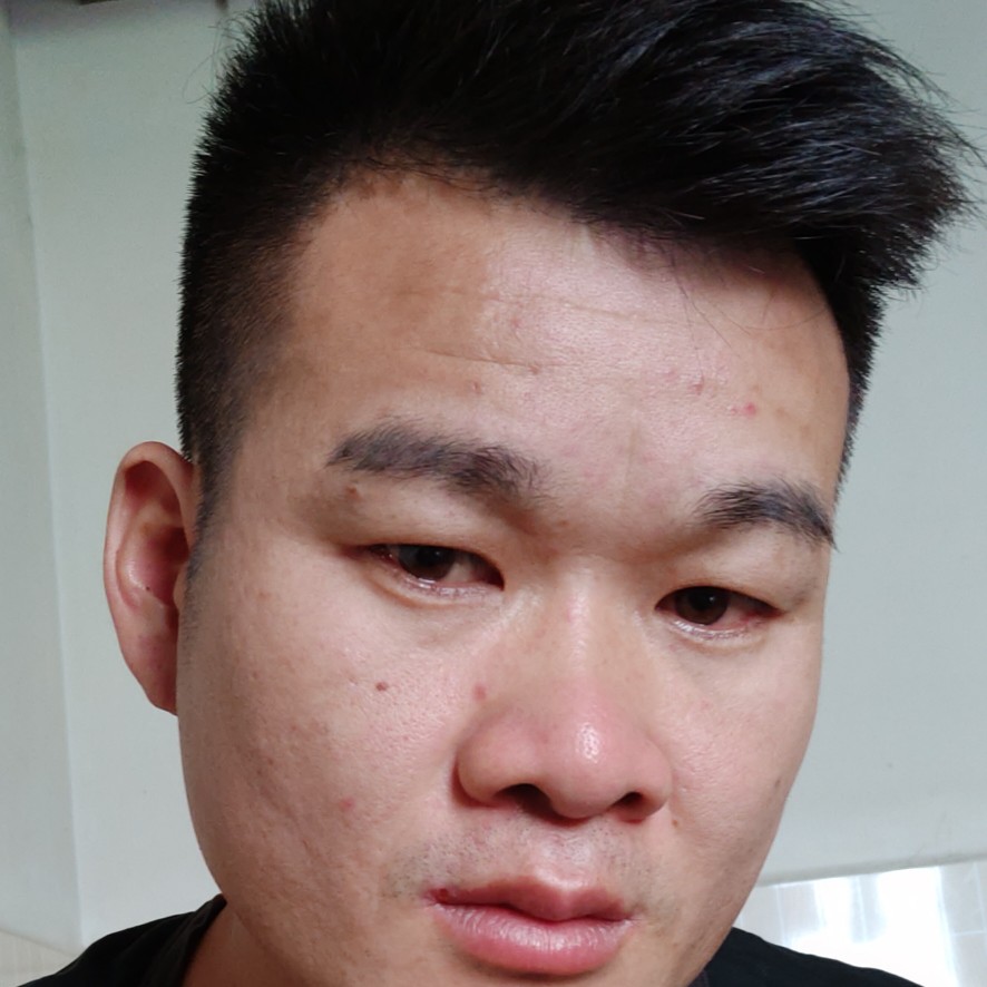 迷路踢皮带的照片