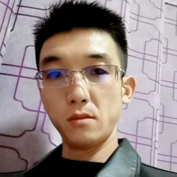 大山孤單的照片