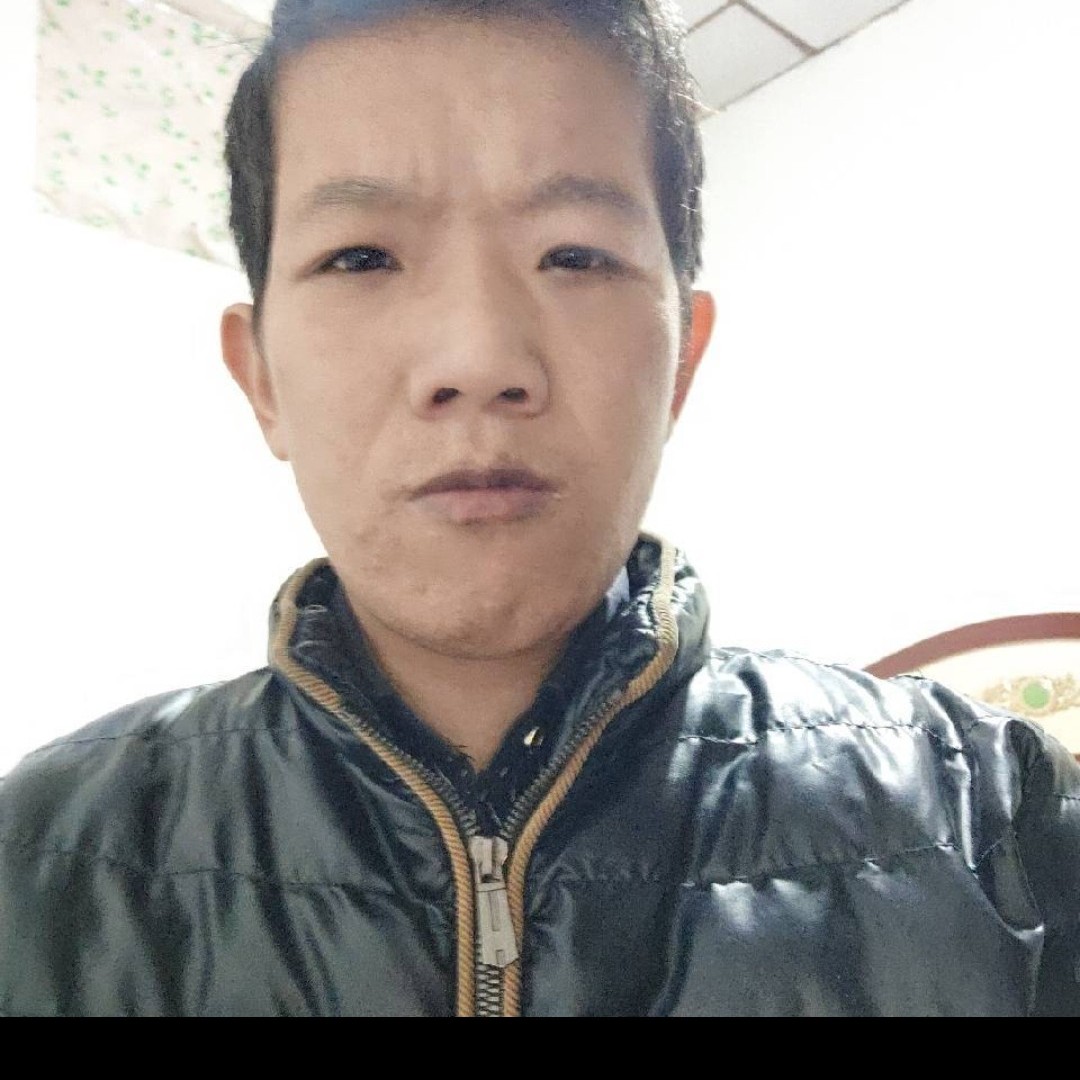 初雨浅吻错落的照片